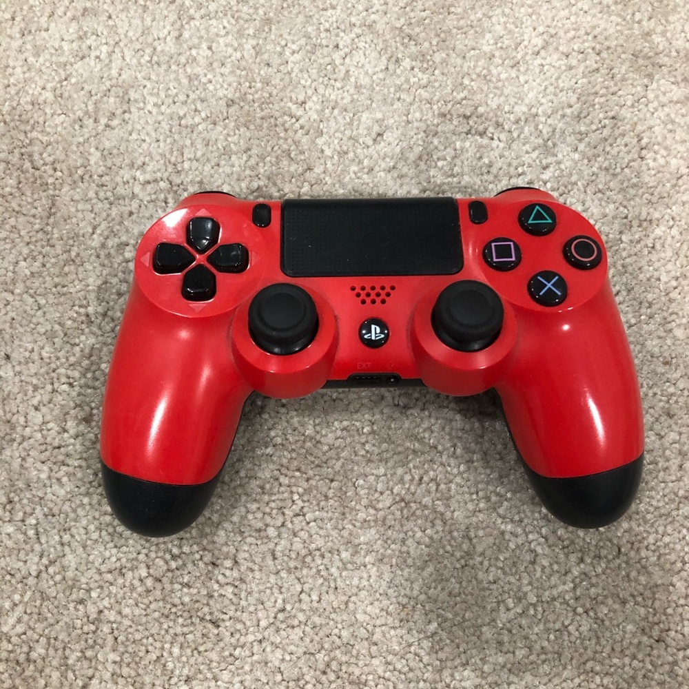 PS4 Wireless Controller - Picture 2 of 2